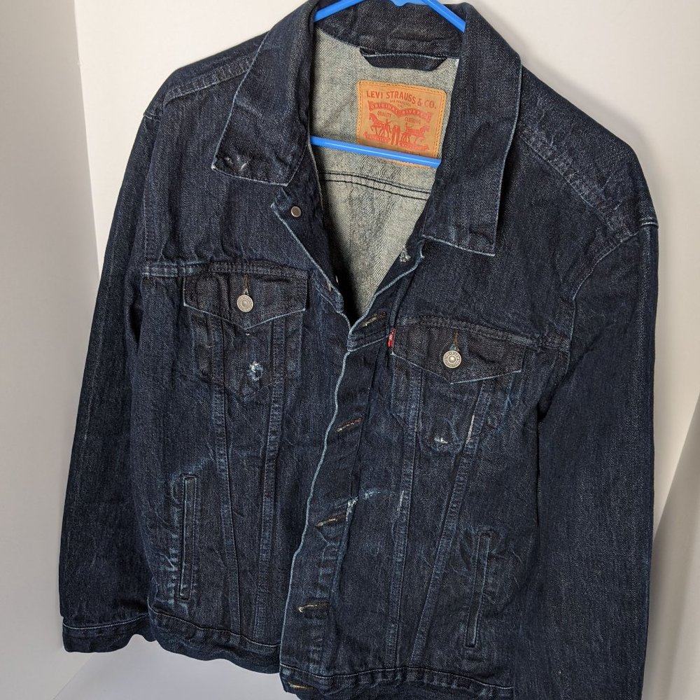 Levi's classic denim trucker jacket